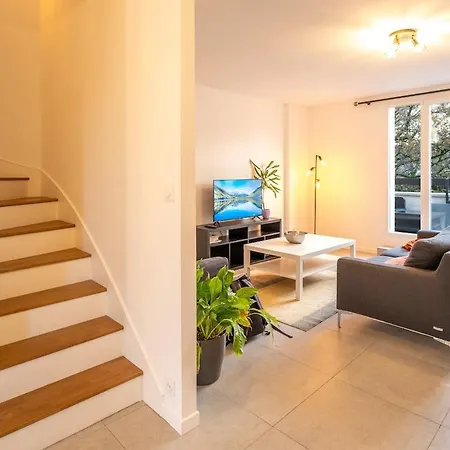 Maison De Avec Terrasse Proche Metro * Rennes